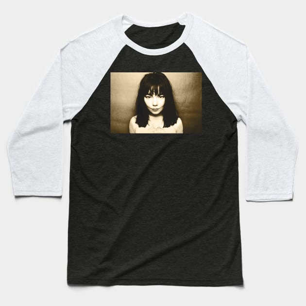 Retro BjOrk Fan Art Design Baseball T-Shirt by Kinanti art